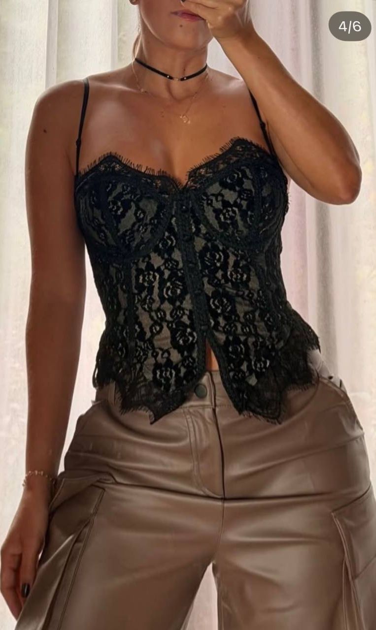 Top en Encaje con Tiras y Opción Strapless para Mujer Top en encaje con tiras y opciones de ponerse straple
