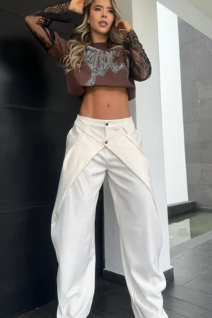 Pantalón bota ancha con bolsillos laterales doble pretina